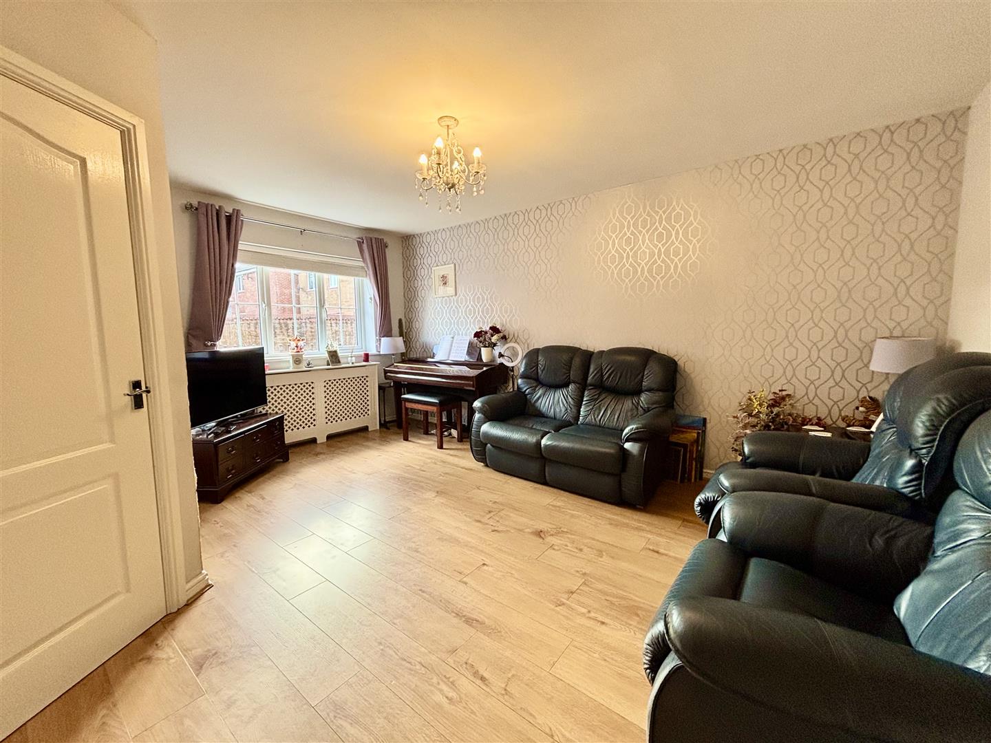 Bryn Derwen, Sketty, Swansea, SA2 9GX